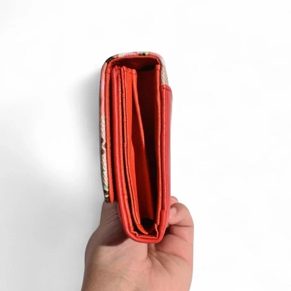 AR New York Floral Print Wallet Red with Removable Wristlet Strap - Picture 6 of 12